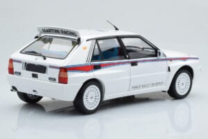 Lancia Delta HF Integrale 6 Hvid Kyosho 1:18 08344E Metal — billede 4 af 8