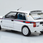 Lancia Delta HF Integrale 6 Hvid Kyosho 1:18 - image 7 of 8