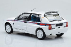 Lancia Delta HF Integrale 6 Hvid Kyosho 1:18 08344E Metal — billede 7 af 8