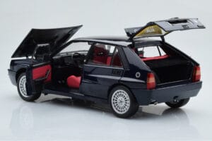 Lancia Delta HF Integrale Club Italia Blå Kyosho 1:18 08343SC Metal — billede 3 af 8