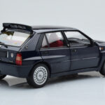 Lancia Delta HF Integrale Club Italia Blå Kyosho 1:18 - image 4 of 8