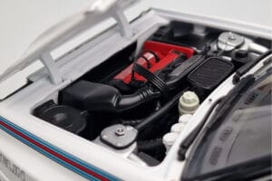 Lancia Delta HF Integrale Evoluzione Test Car Kyosho 1:18 08348G Metal — billede 8 af 9