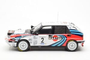 Lancia Delta Integrale 16V #2 M. Biasion / T. Siviero Rally Safari 1990 IXO 1:18 18RMC139A Metal — billede 3 af 6
