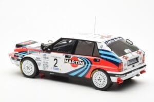 Lancia Delta Integrale 16V #2 M. Biasion / T. Siviero Rally Safari 1990 IXO 1:18 18RMC139A Metal — billede 5 af 6