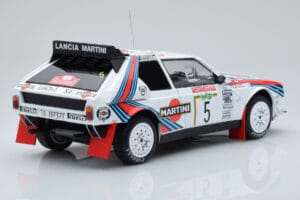 Lancia Delta S4 #5 M. Biasion / T. Siviero Rally San Remo 1986 IXO 1:18 18RMC130B Metal — billede 2 af 6