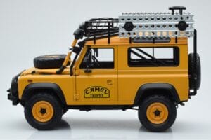 Land Rover Defender 90 Camel Trophy Borneo 1985 Almost Real 1:18 810213 Metal — billede 4 af 8