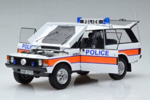 Land Rover Range Rover Politi Almost Real 1:18 810115 Metal — billede 2 af 9