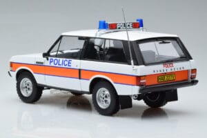 Land Rover Range Rover Politi Almost Real 1:18 810115 Metal — billede 6 af 9