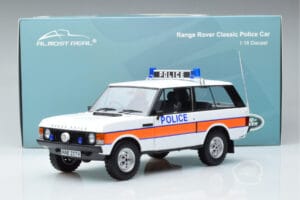 Land Rover Range Rover Politi Almost Real 1:18 810115 Metal — billede 9 af 9