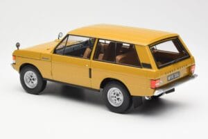 Land Rover Range Rover Classic Gul Almost Real 1:18 ALM810103 Metal — billede 7 af 8