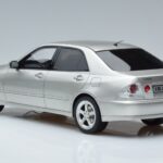 Lexus IS200 XE10 Sølv Otto 1:18 OT991 Resin - image 5 of 6