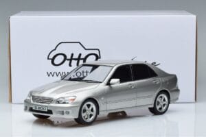 Lexus IS200 XE10 Sølv Otto 1:18 OT991 Resin — billede 6 af 6