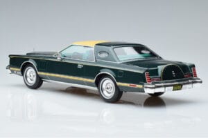 Lincoln Continental Mark V Mørkegrøn MCG 1:18 MCG18404 Metal — billede 5 af 6