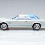 Lincoln Continental Mark V Sølv MCG 1:18 - image 3 of 6