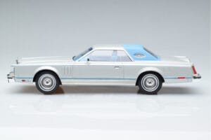 Lincoln Continental Mark V Sølv MCG 1:18 MCG18403 Metal — billede 3 af 6