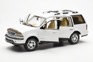Lincoln Navigator Hvid AUTOart 1:18 72761 Metal — billede 2 af 8