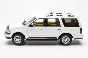 Lincoln Navigator Hvid AUTOart 1:18 72761 Metal — billede 4 af 8