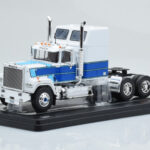 Mack Superliner Magnum Hvid Blå IXO 1:43