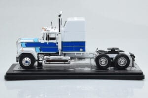 Mack Superliner Magnum Hvid Blå IXO 1:43 TR165 Metal — billede 3 af 6