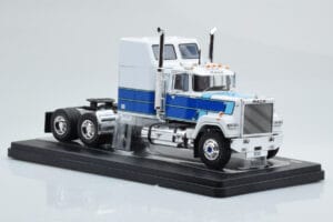 Mack Superliner Magnum Hvid Blå IXO 1:43 TR165 Metal — billede 4 af 6
