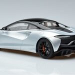 McLaren Artura Sølv GT Spirit 1:18 GT873 Resin - image 5 of 6