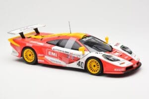 McLaren F1 GTR #40 J. O'Rourke / M. Sugden / P. Auberlein EMI 24 Hours of Le Mans 1996 UT Models 1:18 39820 Metal — billede 4 af 6