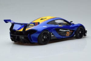 McLaren P1 GTR Blå Med Gule Striber AUTOart 1:18 81542 Komposit — billede 3 af 7