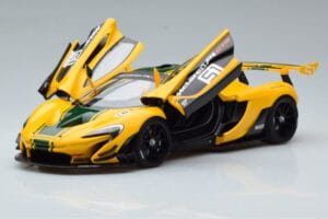 McLaren P1 GTR Gul Med Grønne Striber AUTOart 1:18 81544 Komposit — billede 2 af 7