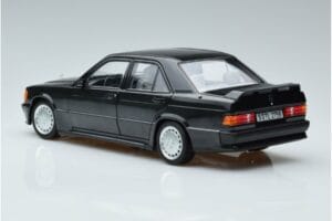 Mercedes 190 E 2.3-16 Cosworth W201 Norev 1:18 183830 Metal — billede 6 af 7