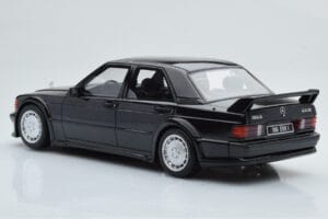 Mercedes 190E W201 2.5-16 Evo I Sort Otto 1:18 OT151 Resin — billede 5 af 6