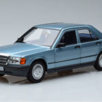 Mercedes 190E W201 Lyseblå Norev 1:18