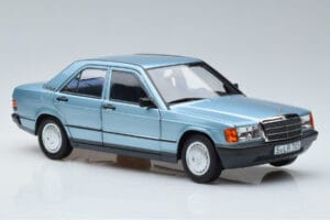 Mercedes 190E W201 Lyseblå Norev 1:18 183828 Metal — billede 5 af 7