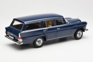 Mercedes 200 Universal W115 Blå Norev 1:18 183599 Metal — billede 3 af 8