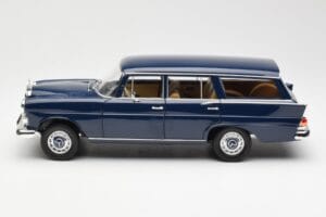 Mercedes 200 Universal W115 Blå Norev 1:18 183599 Metal — billede 4 af 8