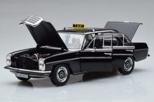Mercedes 200 W115 Taxi Norev 1:18 183776 Metal — billede 2 af 7