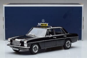 Mercedes 200 W115 Taxi Norev 1:18 183776 Metal — billede 7 af 7