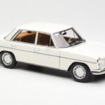 Mercedes 200 W115 Hvid Norev 1:18 183770 - image 6 of 8