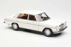Mercedes 200 W115 Hvid Norev 1:18 183770 Metal — billede 6 af 8