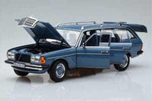 Mercedes 200T S123 Blå Norev 1:18 183737 Metal — billede 2 af 7