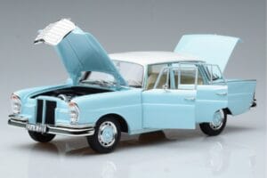 Mercedes 220 S W111 Blå Norev 1:18 183920 Metal — billede 2 af 7