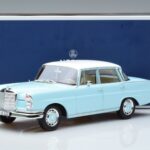 Mercedes 220 S W111 Blå Norev 1:18 183920 Metal - image 7 of 7