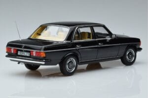 Mercedes 230E W123 Begrænset Udgave Norev 1:18 183711 Metal — billede 3 af 8