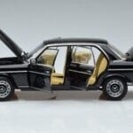 Mercedes 230E W123 Begrænset Udgave Norev 1:18 183711 Metal - image 4 of 8