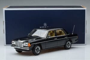 Mercedes 230E W123 Begrænset Udgave Norev 1:18 183711 Metal — billede 8 af 8