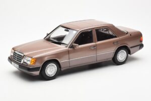 Mercedes 230E W124 Rosewood Metallic Forhandler Edition Norev 1:18 B66040697