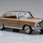 Mercedes 250 SE Coupe W111 Guld Metallic Norev 1:18 - image 5 of 7