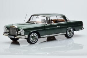 Mercedes 250 SE Coupe W111 Grøn Metallic Begrænset Udgave Norev 1:18 183764 Metal
