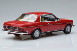 Mercedes 280 CE C123 Rød Otto 1:18 OT145 Resin — billede 2 af 6