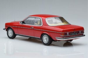 Mercedes 280 CE C123 Rød Otto 1:18 OT145 Resin — billede 5 af 6