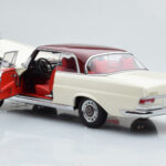 Mercedes 280 SE W108 Hvid AUTOart 1:18 - image 3 of 8